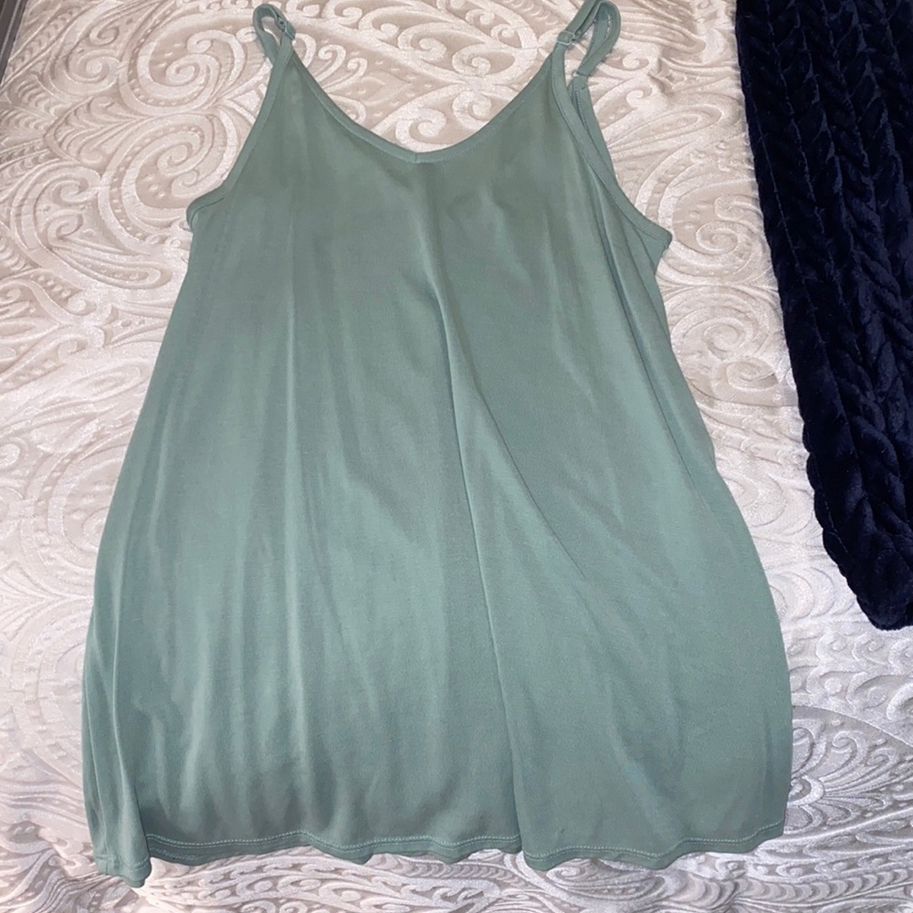 Small green tank